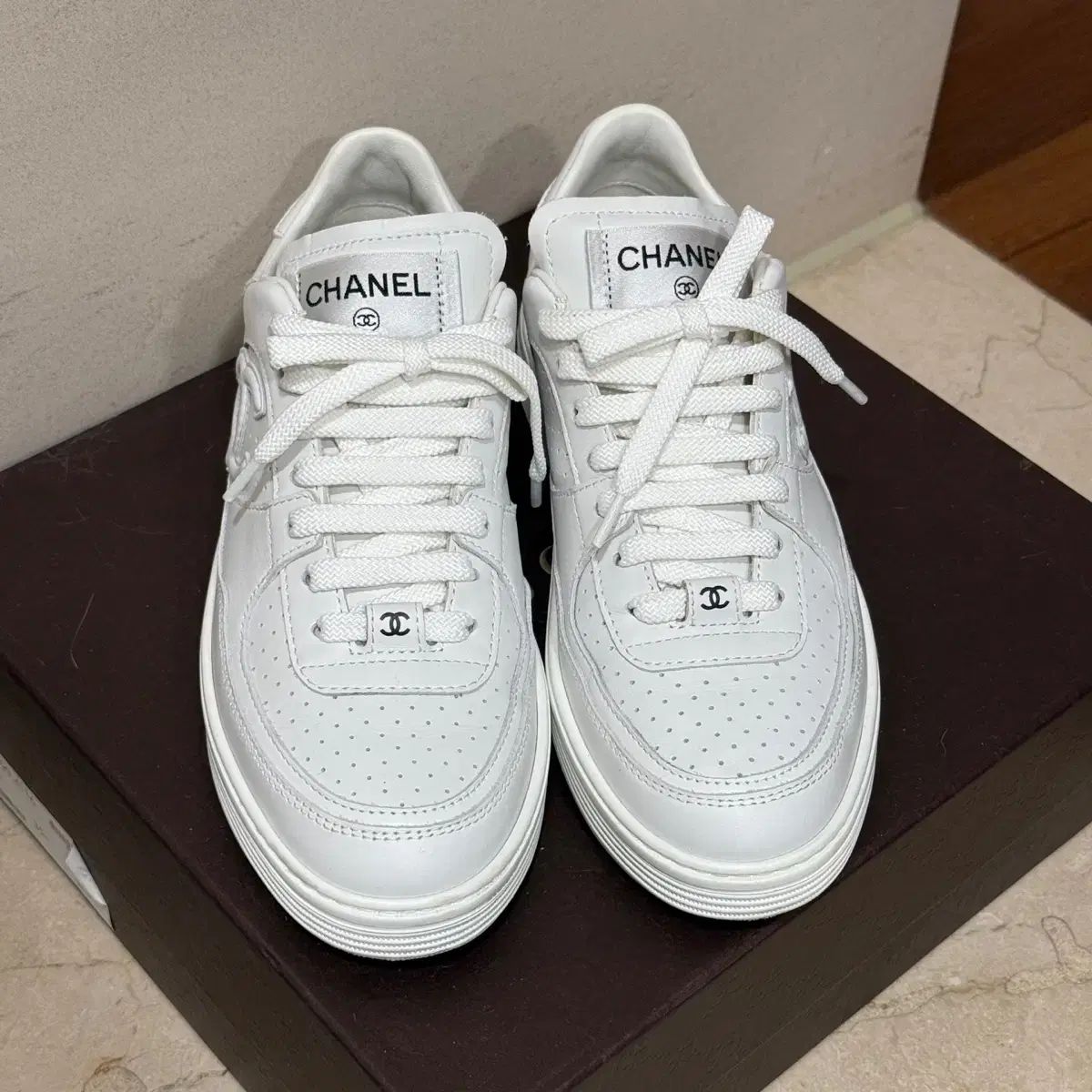 CHANEL(シャネル) シャフォス フォース スニーカーズ 37 - メルカリ