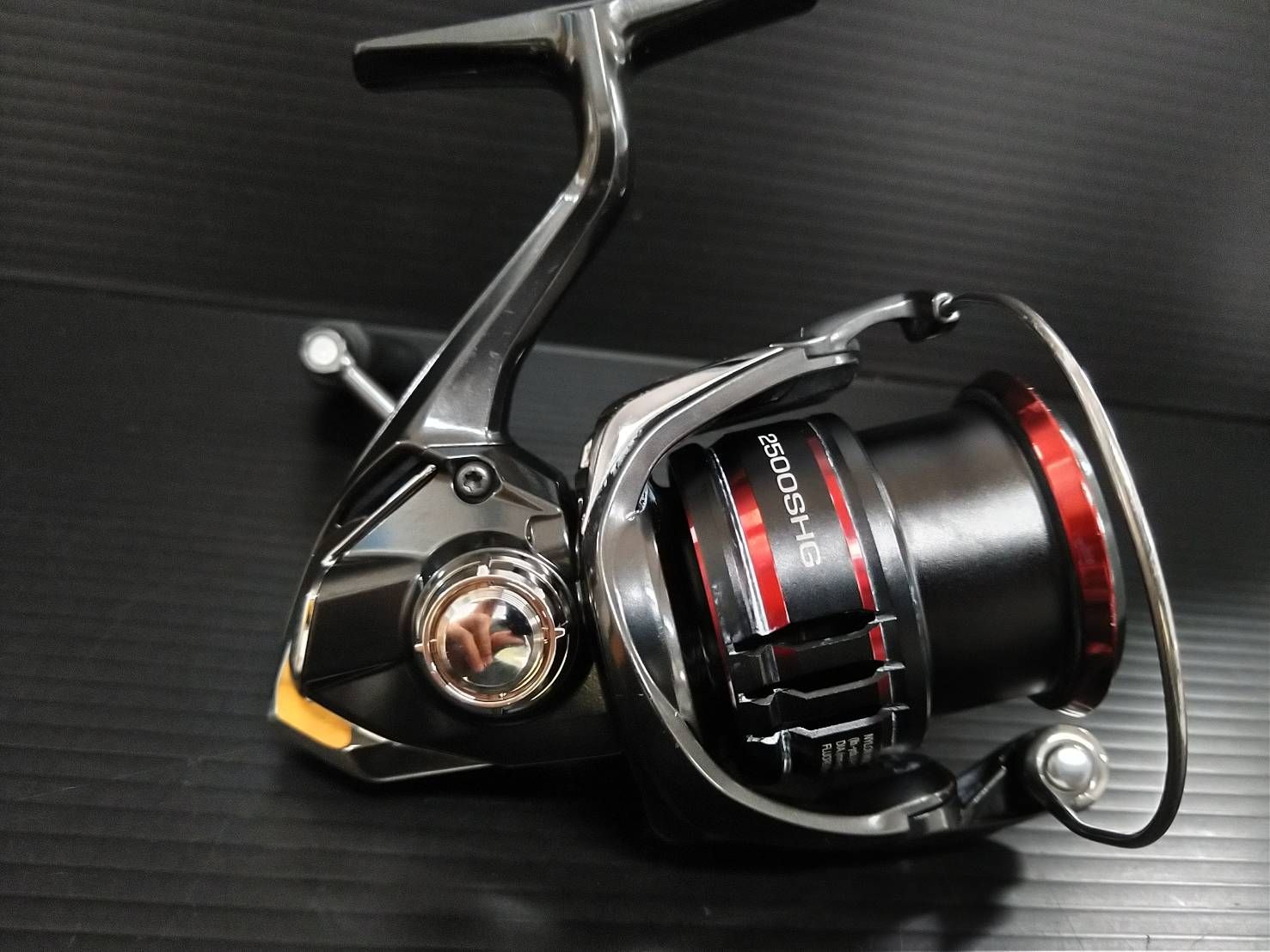 シマノ ２０ ヴァンフォード ２５００ＳＨＧ バス アオリ スピニング リール 02