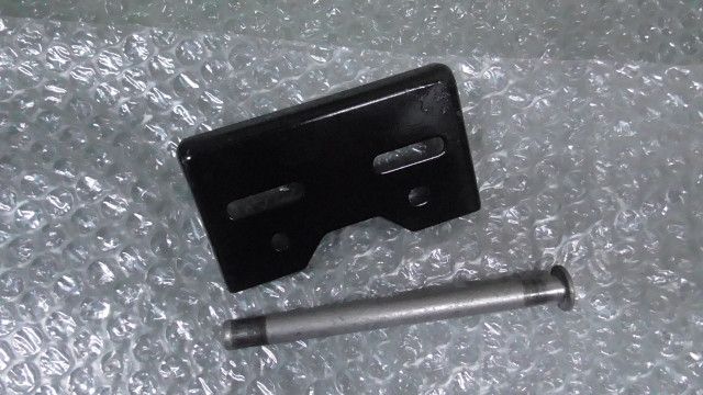 シグナス-X SR FI SED8J-002xxx の シートヒンジ :#1753842587