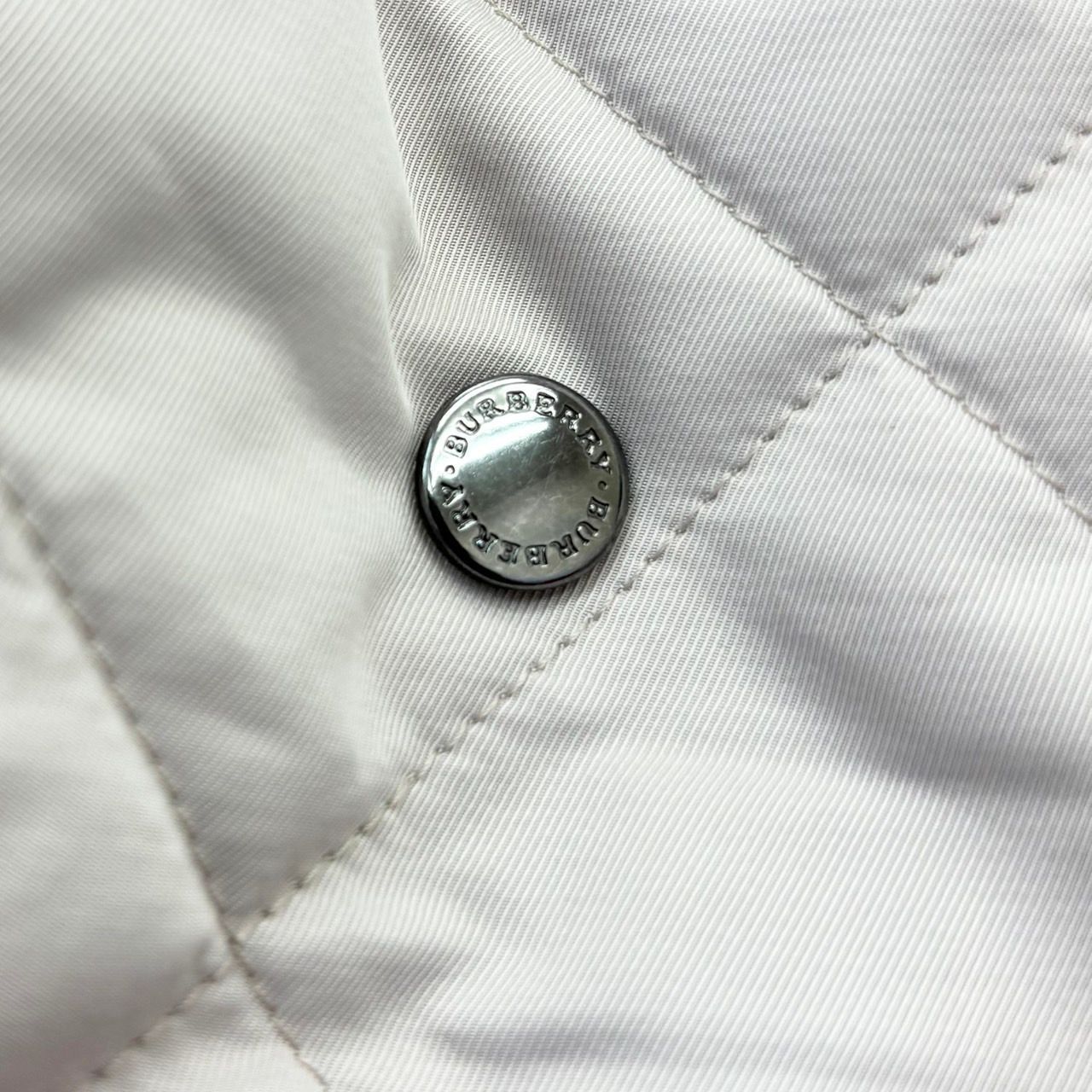バーバリー Burberry
