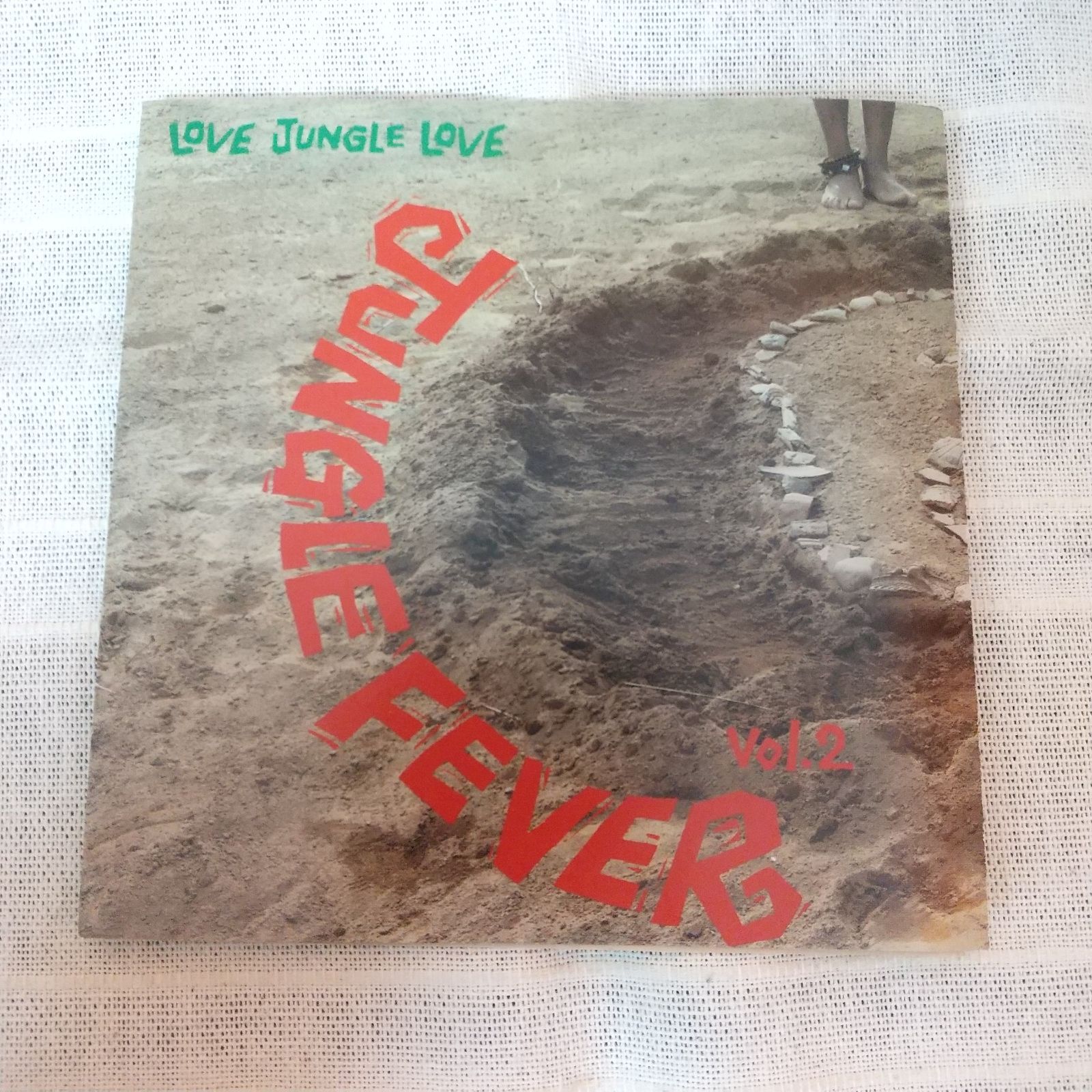 35-01070 LOVE JUNGLE LOVE JUNGLE FEVER Vol.2 レンタル落ち 中古 CD 