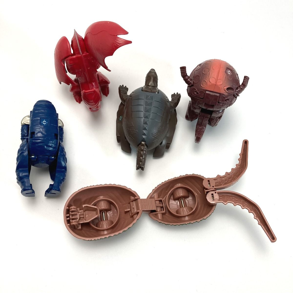 ウルトラエッグ9体＋バトルアタッシュケースセット エンジェル・ハート