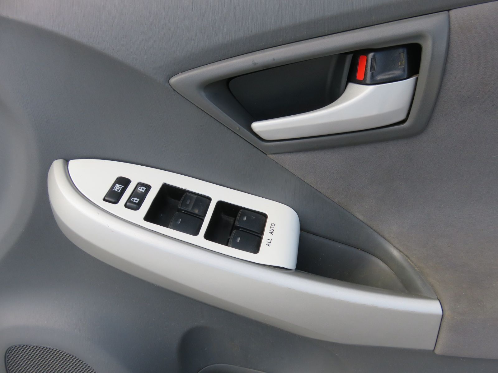 SFC2226 プリウス30系 ZVW30 ZVW35 後期 純正 フロント リア ドアトリム 内張り運転席助手席 パワーウインドウスイッチ 左右 前後 4点 FFCRYSTALESIA_COM