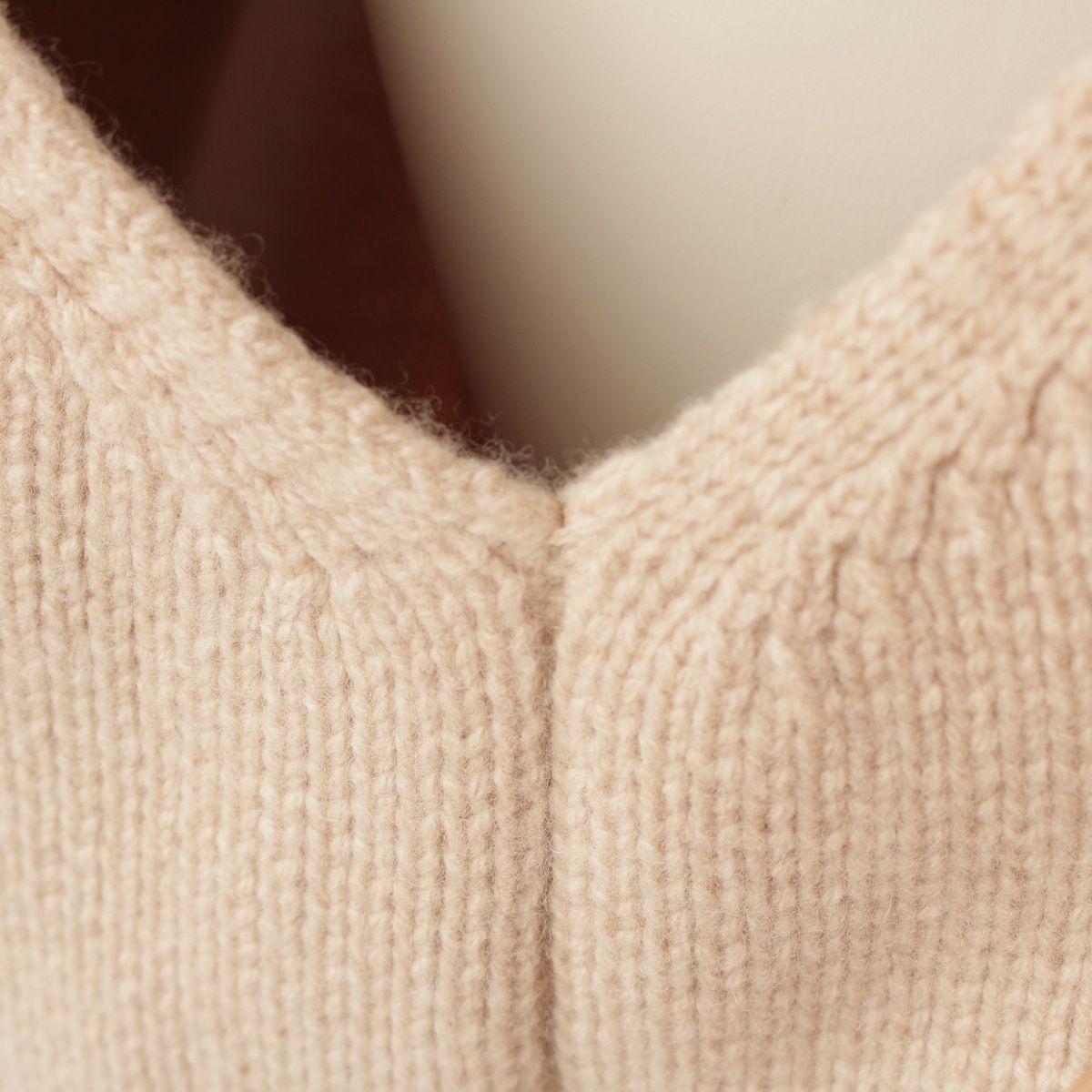 本日限定お値下げドゥロワー購入ドゥロワーカシミヤフォックスケープにも25万程 1500024Y0154_m1_a027.jpg