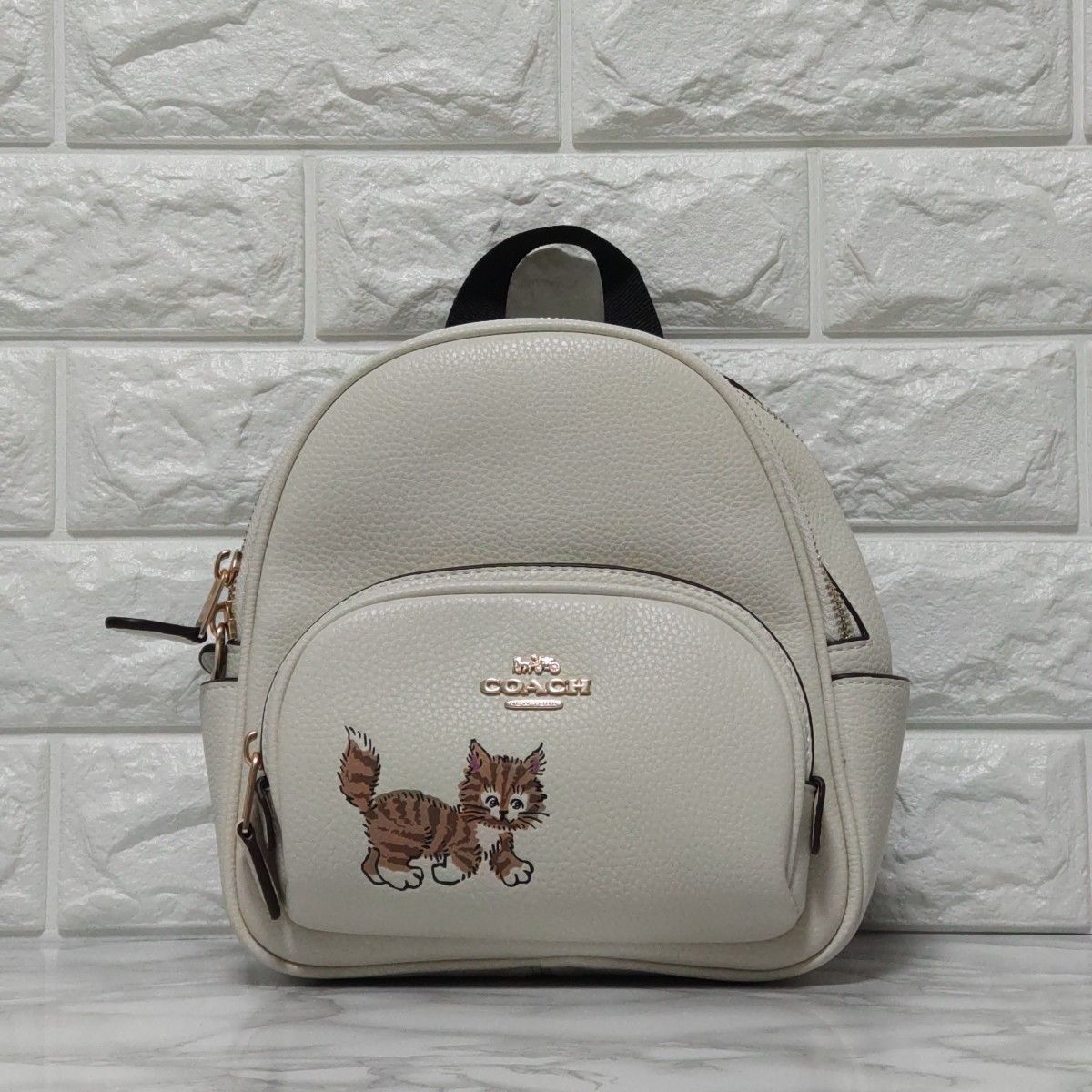 COACH コーチ ミニ コート バックパック・ダンシング キトゥン ... ⭐️新品未使用⭐️❤️✨2022年新作✨ラムレザー✨ホワイト✨リュック✨1008n✨❤️