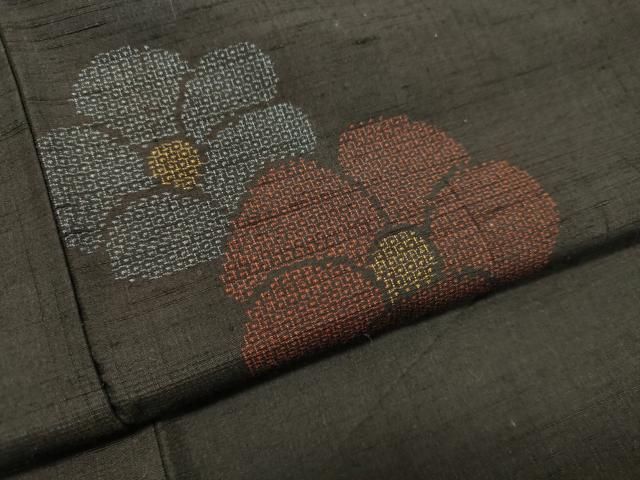 平和屋着物○塩沢紬 130亀甲 総詰め 舞花文 正絹 逸品 DAAS2501tw