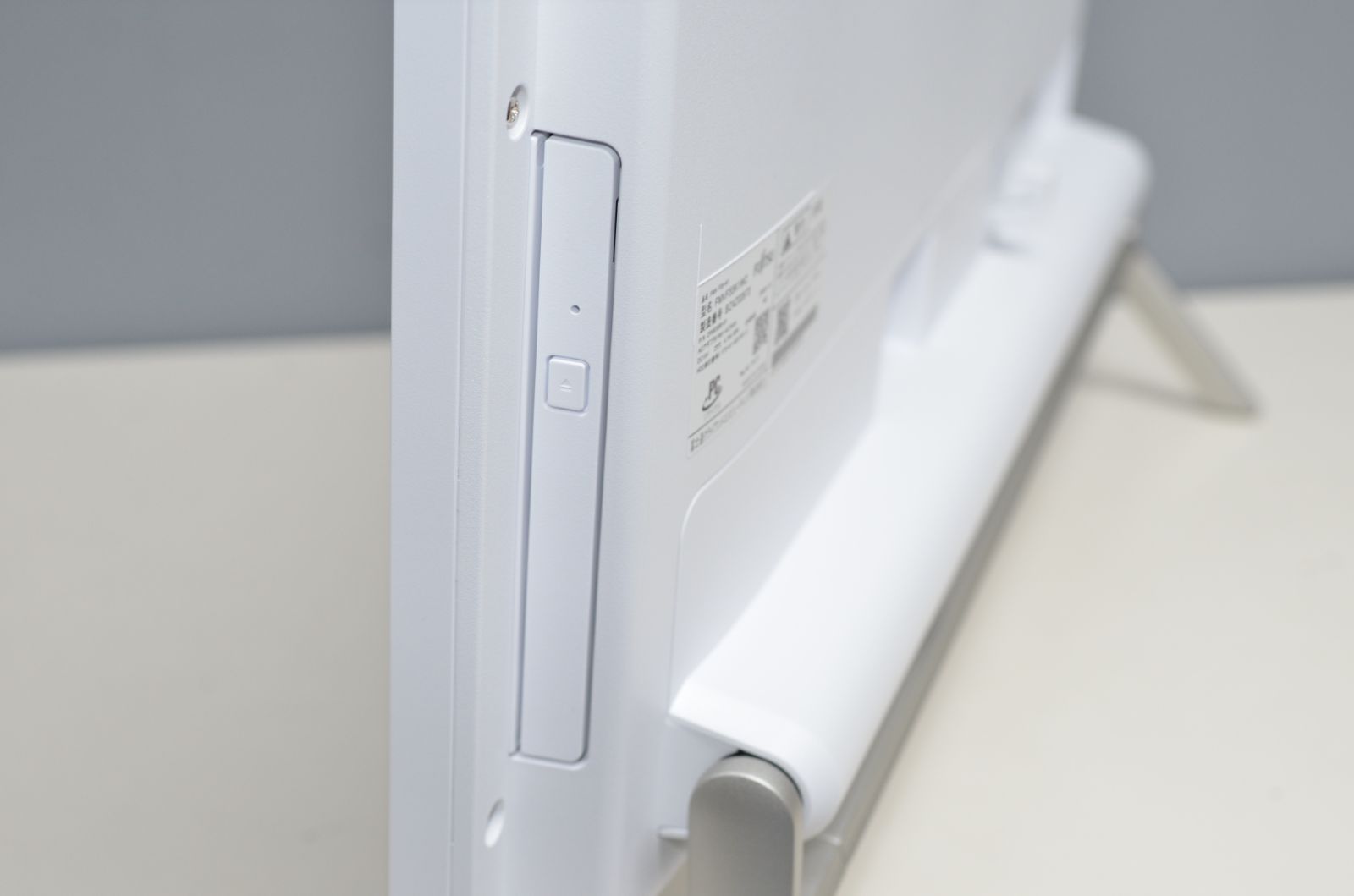 中古良品一体型パソコン 富士通 F55-K1 Windows11+office Core i5