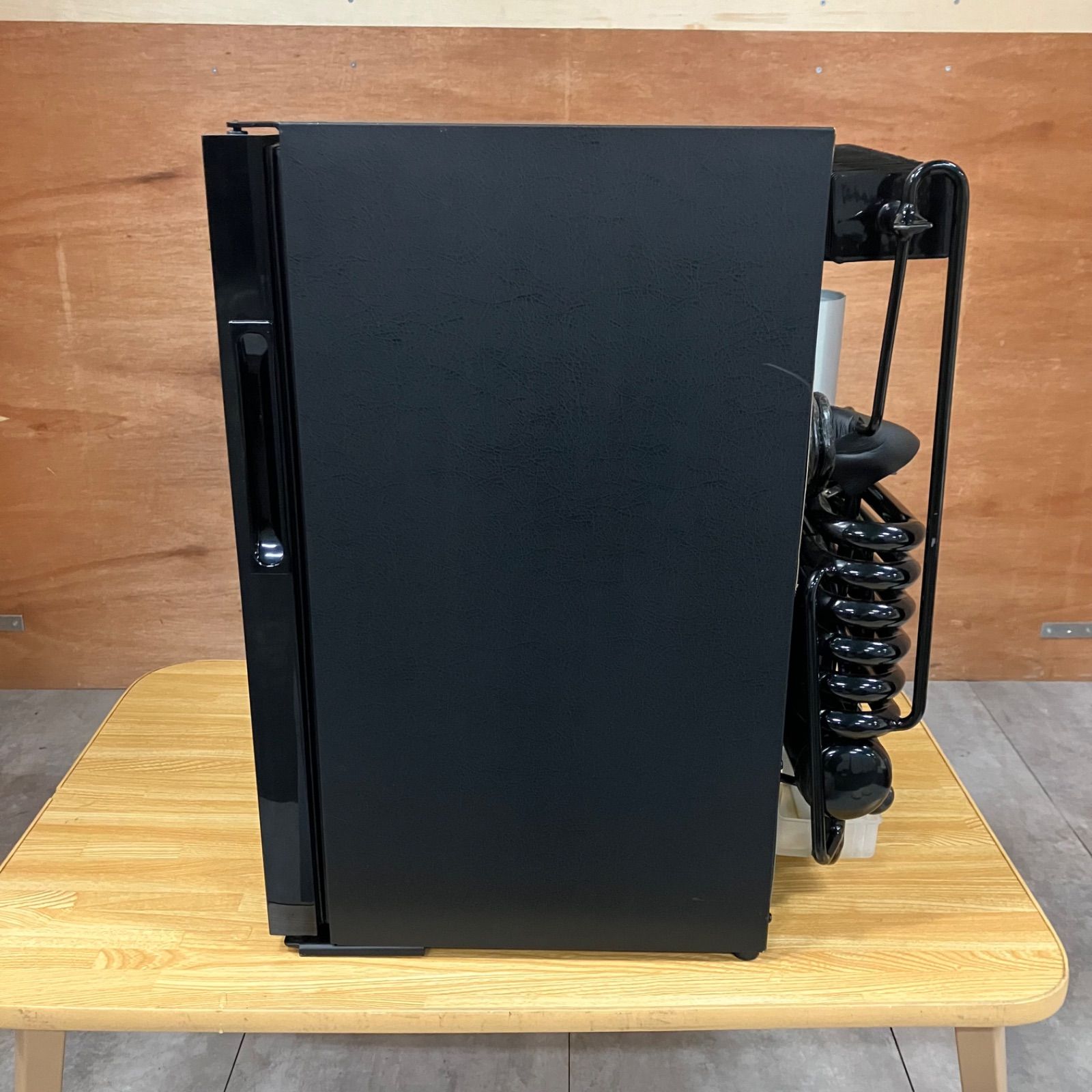 5624 ワンドア冷蔵庫 Dometic ドメティック RH430LD 26L 1Dometic ドメティック RH430LD ホテル客室用小型冷蔵庫 右開き