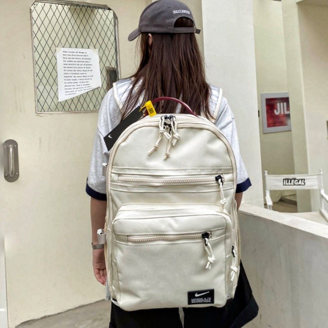 Nike ナイキワークスタイルショルダーバッグ学生通学