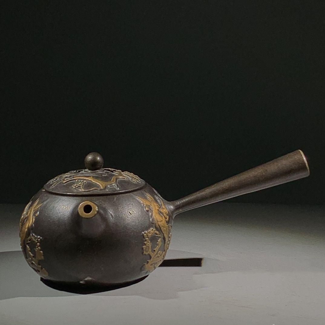 銅 細工 レリーフ歳寒三友松竹梅長把水筒 茶器 茶道具工芸品 美術品 置物 銅 細工 レリーフ歳寒三友松竹梅長把水筒 茶器 茶道具工芸品