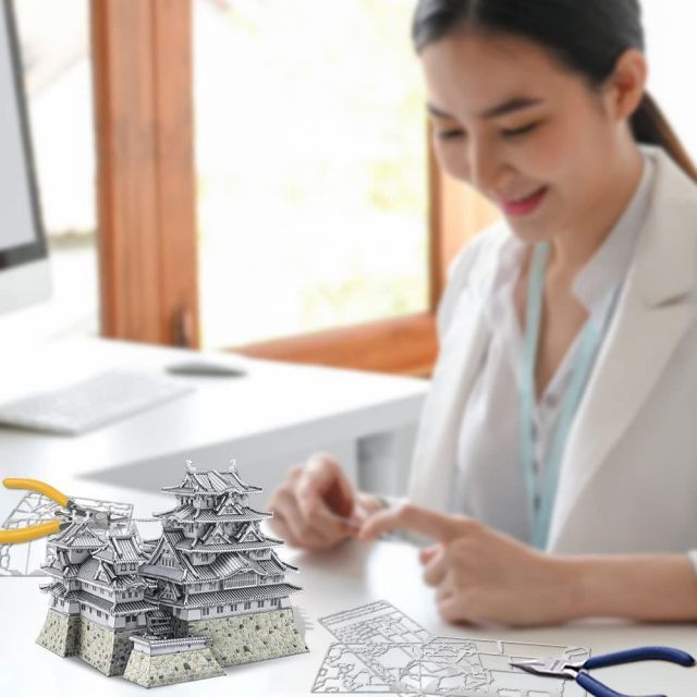 Piececool ピースクール 立体パズル 金属製 姫路城 有名建築 建物 メタリックナノパズル 3dメタルパズル 組み立て必要 接着剤不要 難易度4つ星 中級者 大人向け 置物