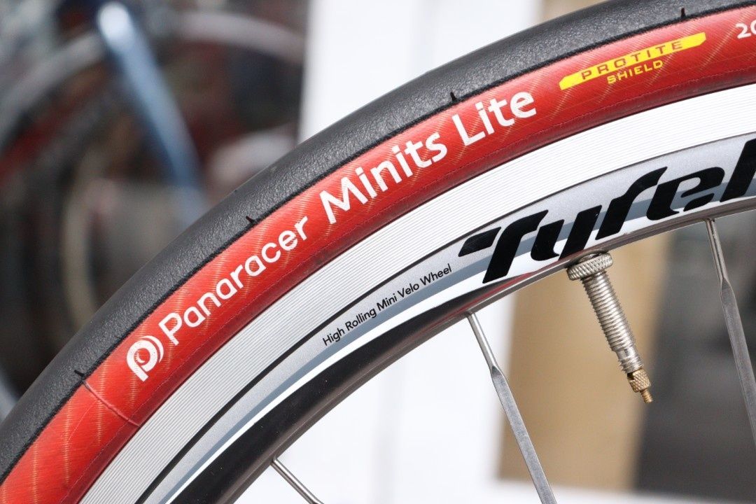 タイレル Tyrell AM-9 20インチ 451サイズ アルミ ミニベロ 小径車