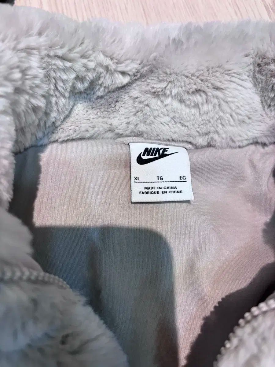 NIKE ナイキ ファー ジャケット グレー XL 子供用