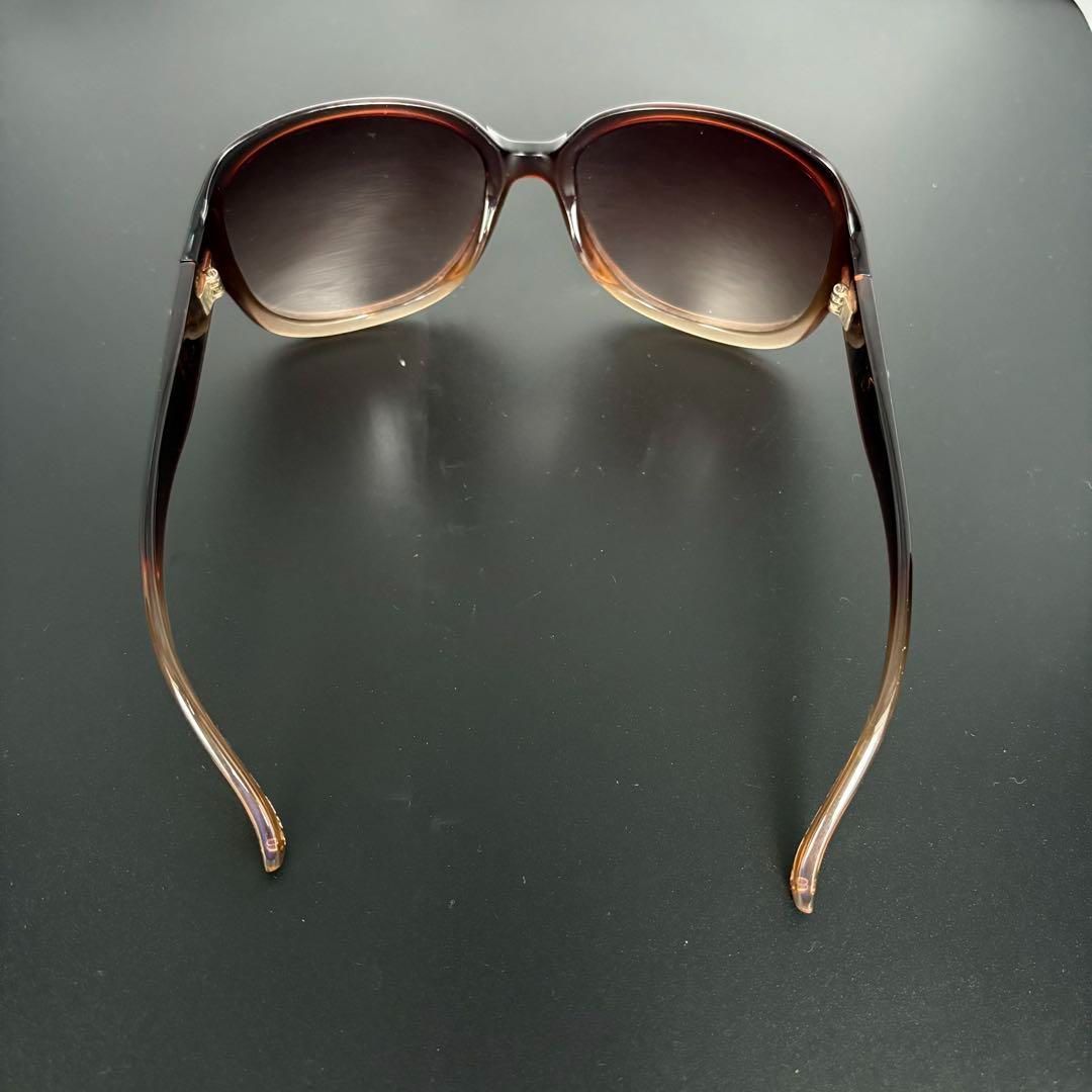 Chloe クロエ　サングラス ブラック ゴールド　52-56 グラデーション Chloe クロエ サングラス ブラック ゴールド 52-56 グラデーション