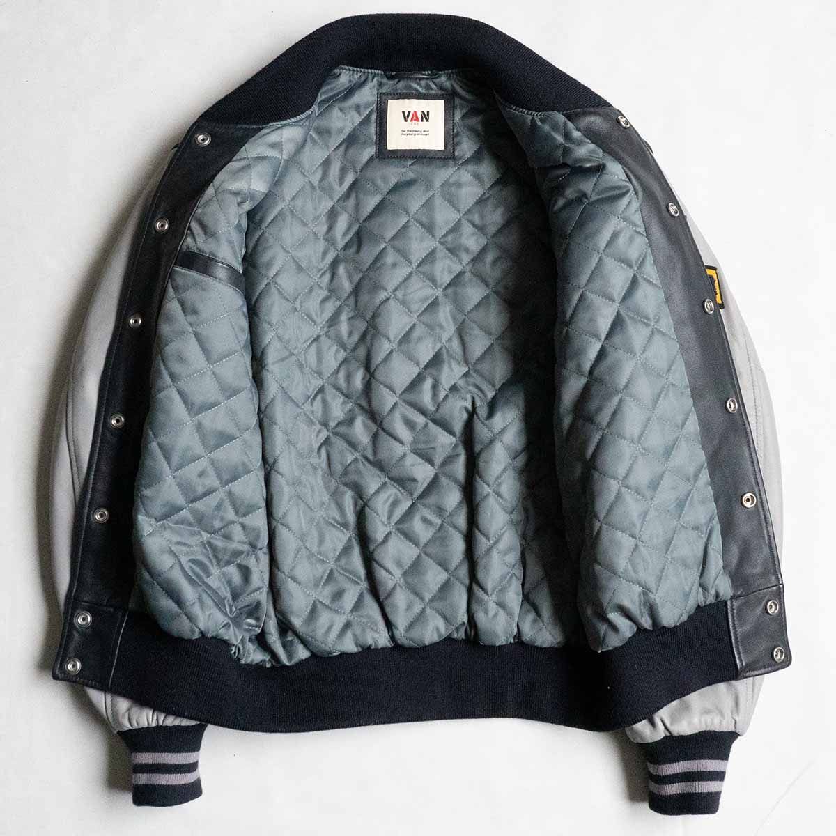 極美品】VAN JAC【オールレザー スタジャン】M ヴァン ワッペン