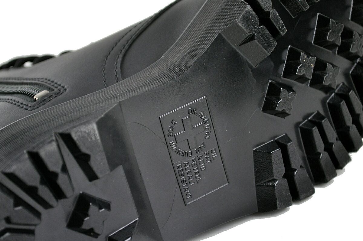 MONO BLACK