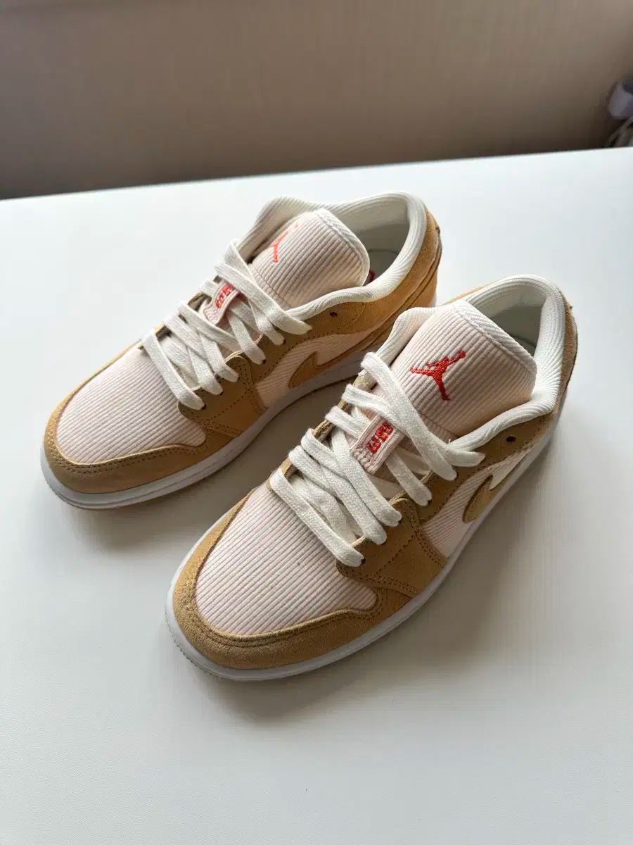 NIKE ナイキ エアジョーダン 1 ロー カシューナッツ コーデュロイ 230