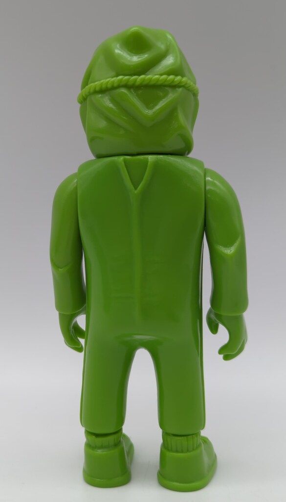 ULTRARADICALTOYWORKS 逆輸入妖怪レジー 黄緑成型/オレンジ