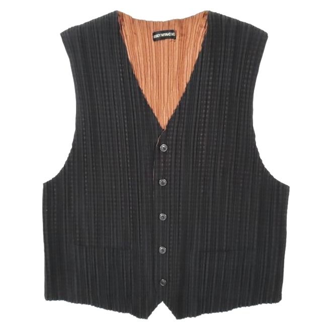 ISSEY MIYAKE MEN　アーカイブ　プリーツベスト　ブラック×レッド ISSEY MIYAKE MEN アーカイブ プリーツベスト ブラック×レッド