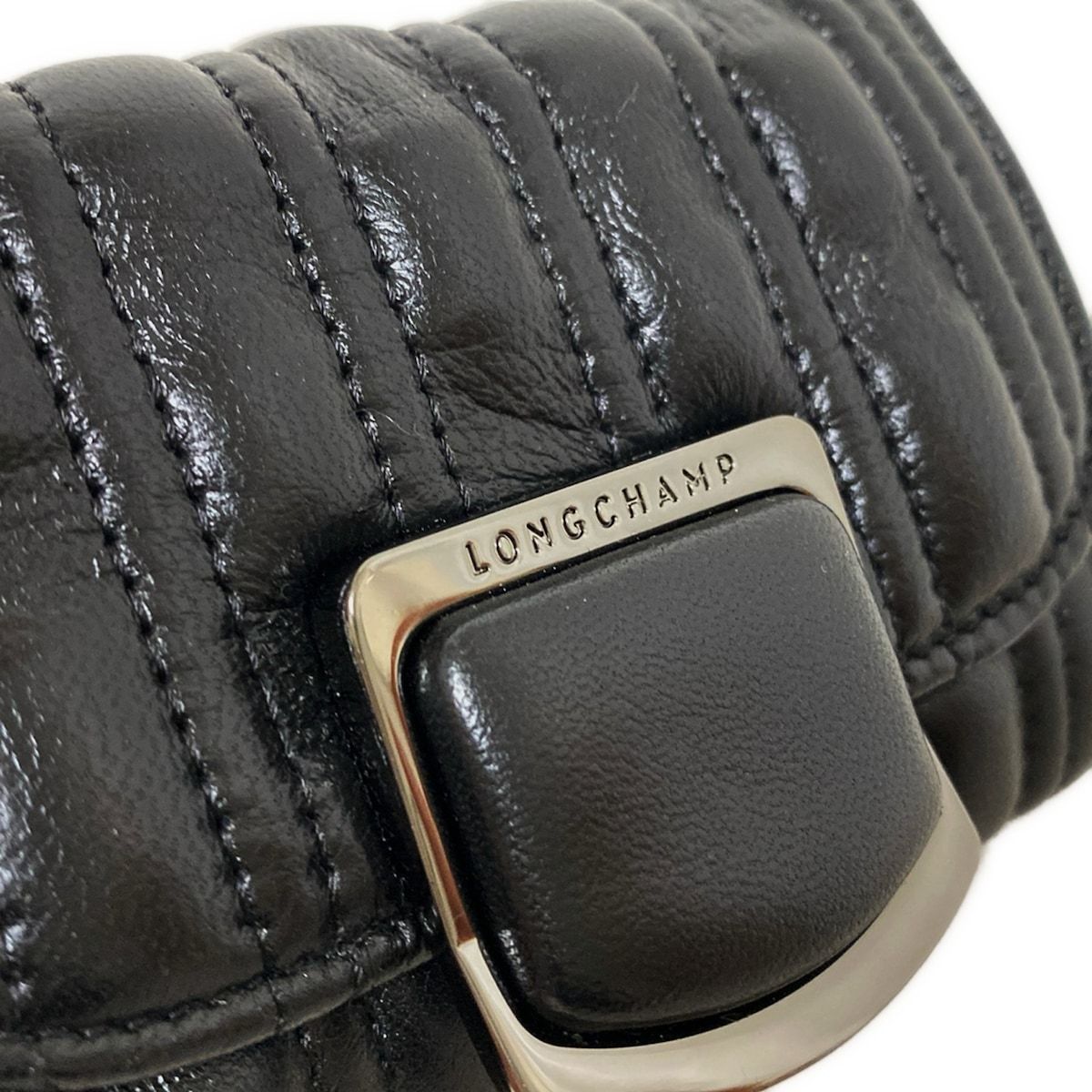LONGCHAMP