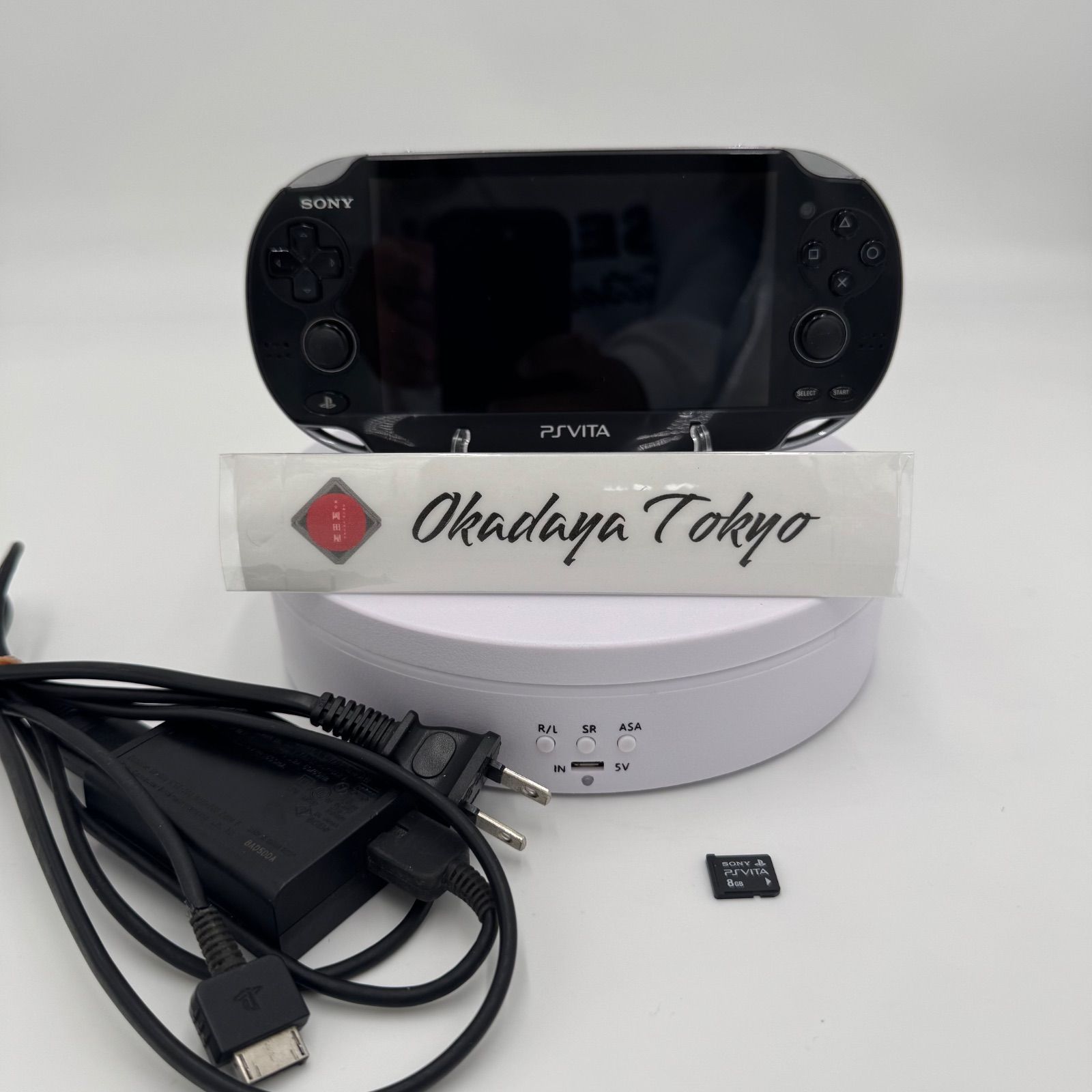 PS VITA PCH-1000 本体 8GBメモリーカード AC USB充電器 ビータ PlayStation 動作 済み