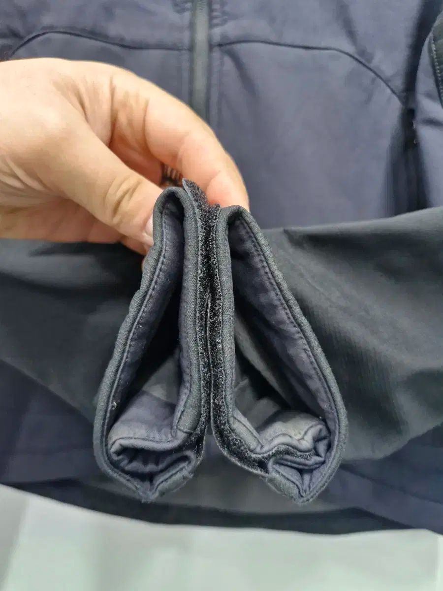 ソフトシェル ジャケット