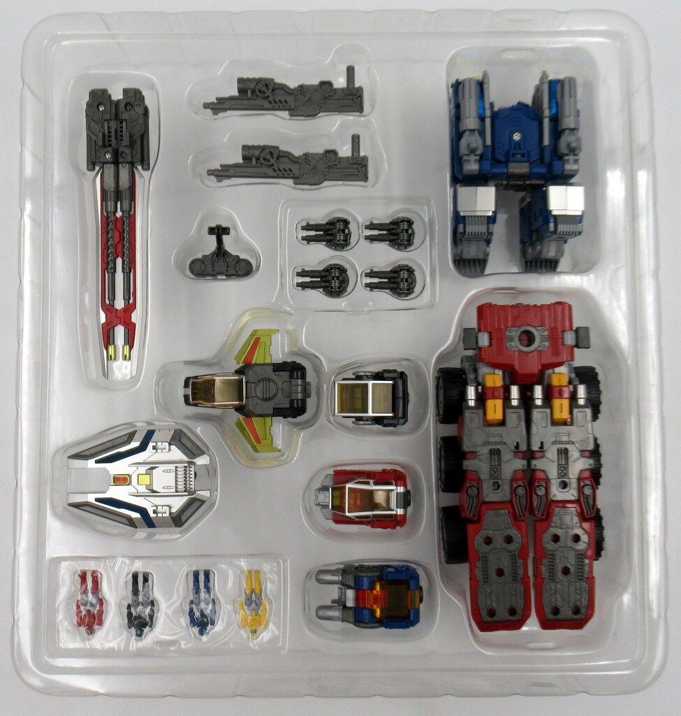 タカラトミー ダイアクロン 鎧装合体 パワードコンボイ DA-92