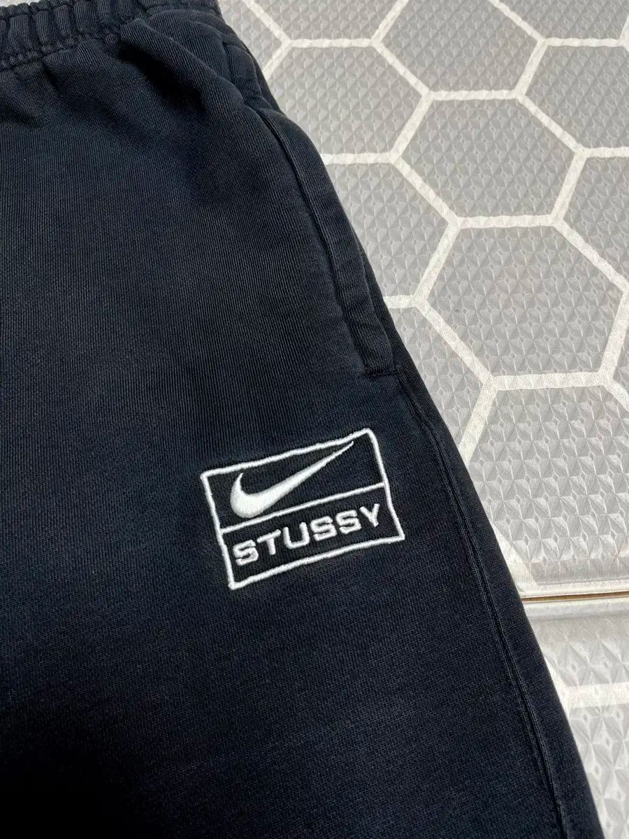 STUSSY ステューシー