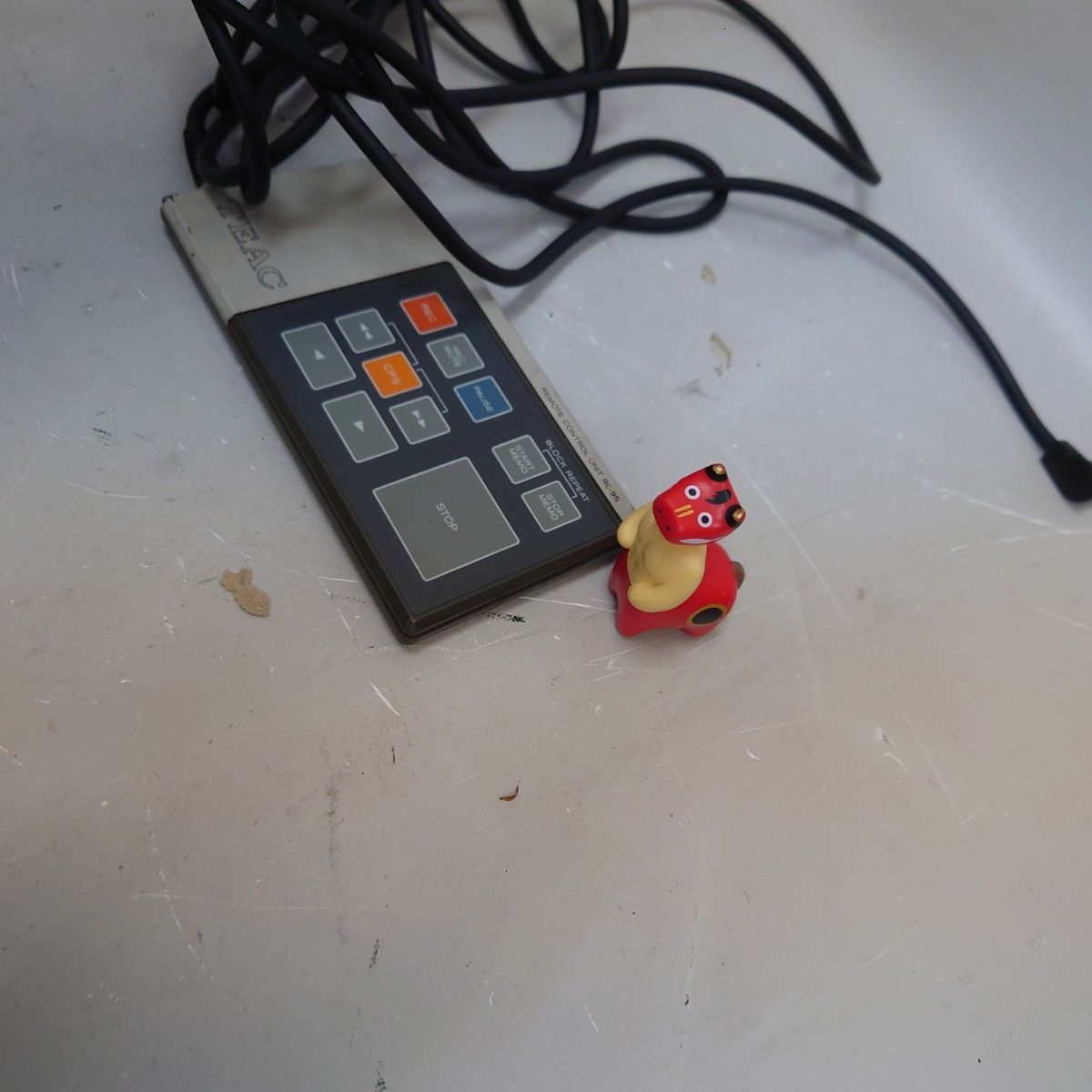 TEAC RC-95 リモートコントローラー 本体のみ テアック マルチトラックデッキ用リモコン 動作品 z-2273