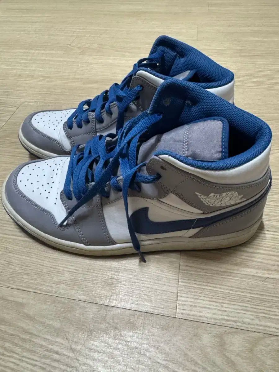 ジョーダン ミッド セメントブルー us9