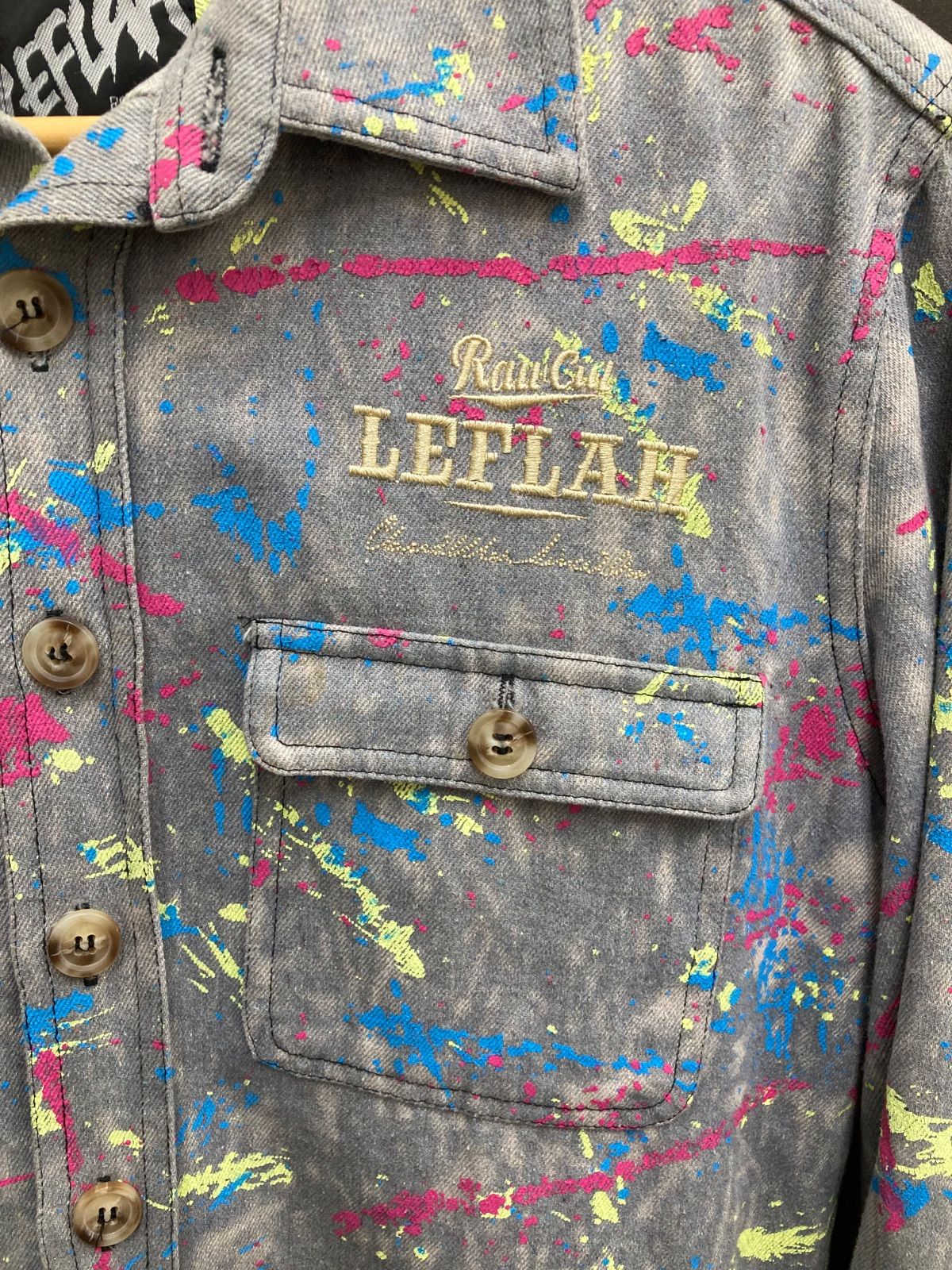 お値下げ！レフラー デニムジャケットL タグ付き新品　LEFLAH LEFLAH レフラー デニムジャケット ペイント Lサイズ 平塚店