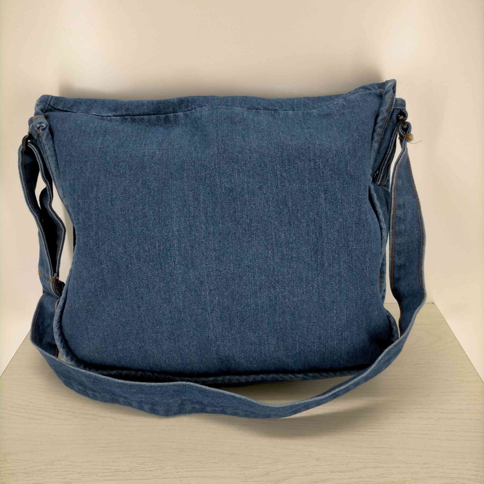 ハンティングワールド HUNTING WORLD USA製 デニムメッセンジャー  