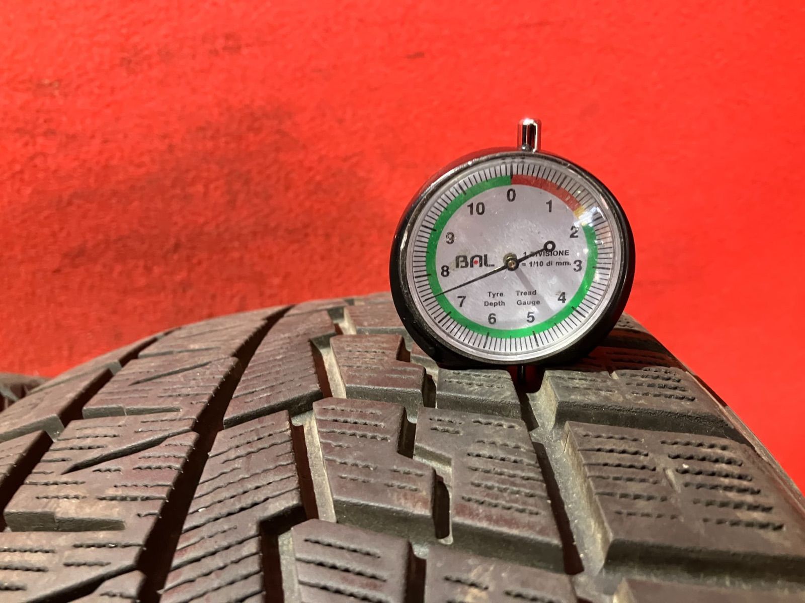 スタッドレスタイヤ 215|45R17 YOKOHAMA IG70 4本SET