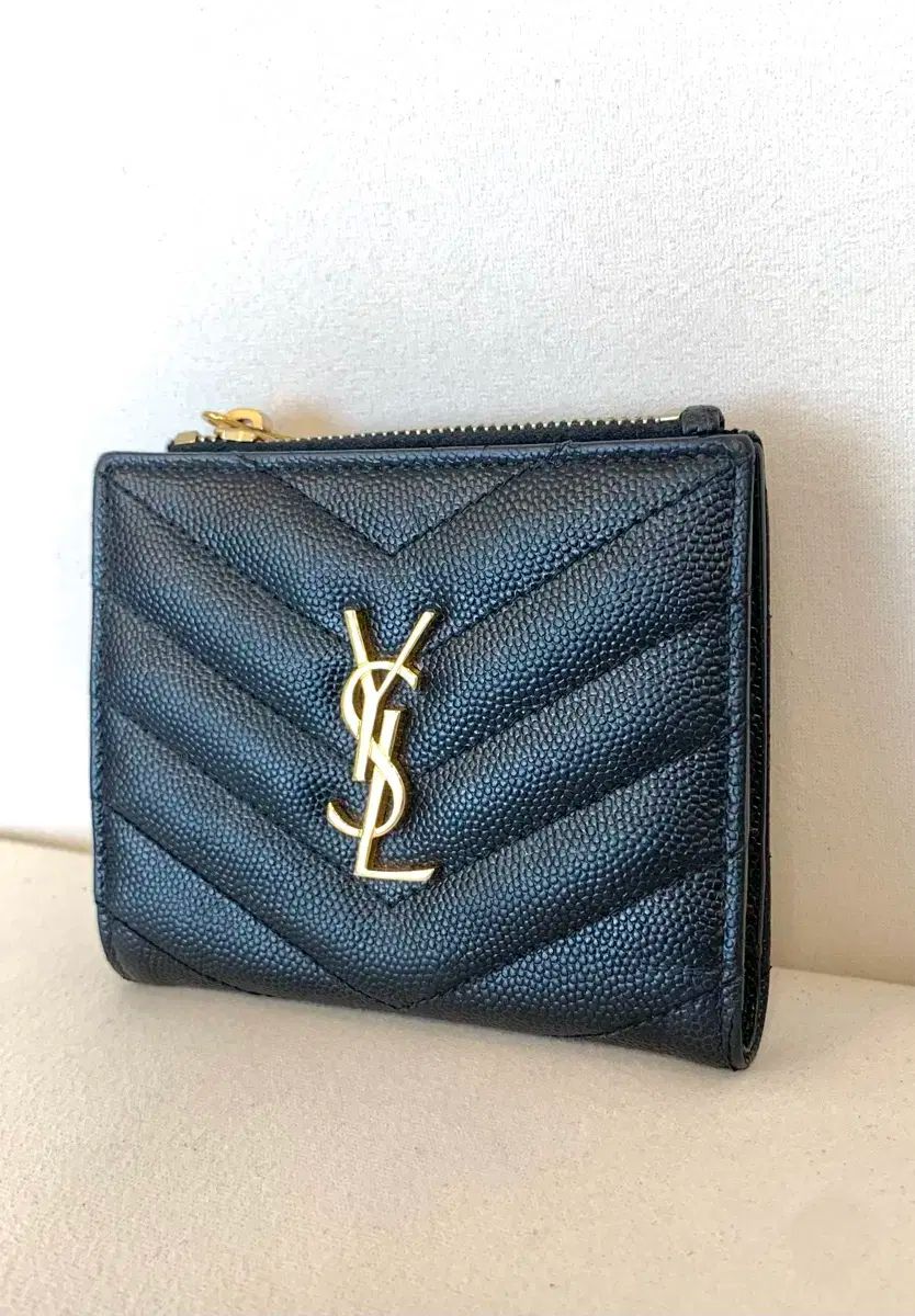 Saint Laurent