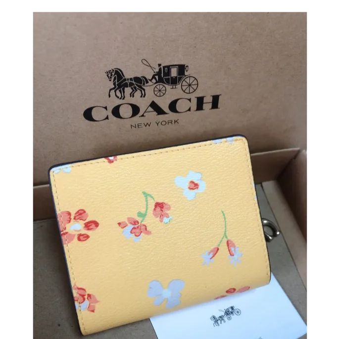 セール中✳️ Sale 匿名配送 新品 ✳️ COACH コーチ 財布 