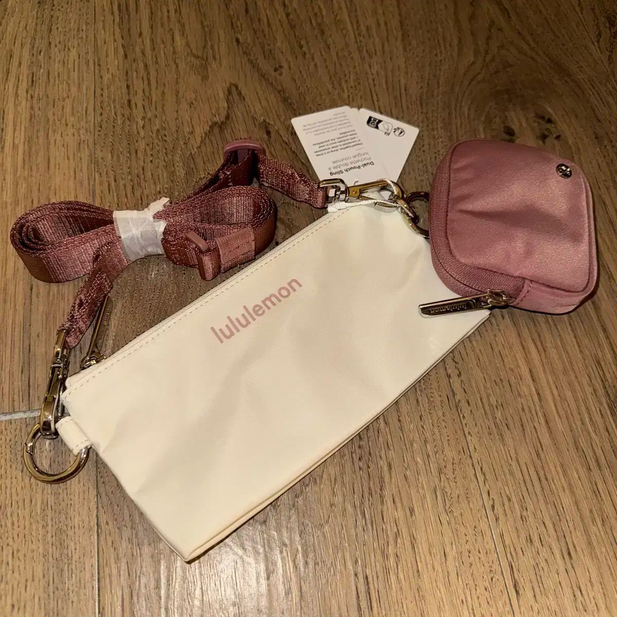 ルルレモン デュアルポーチバッグ クリップ式カードポーチ