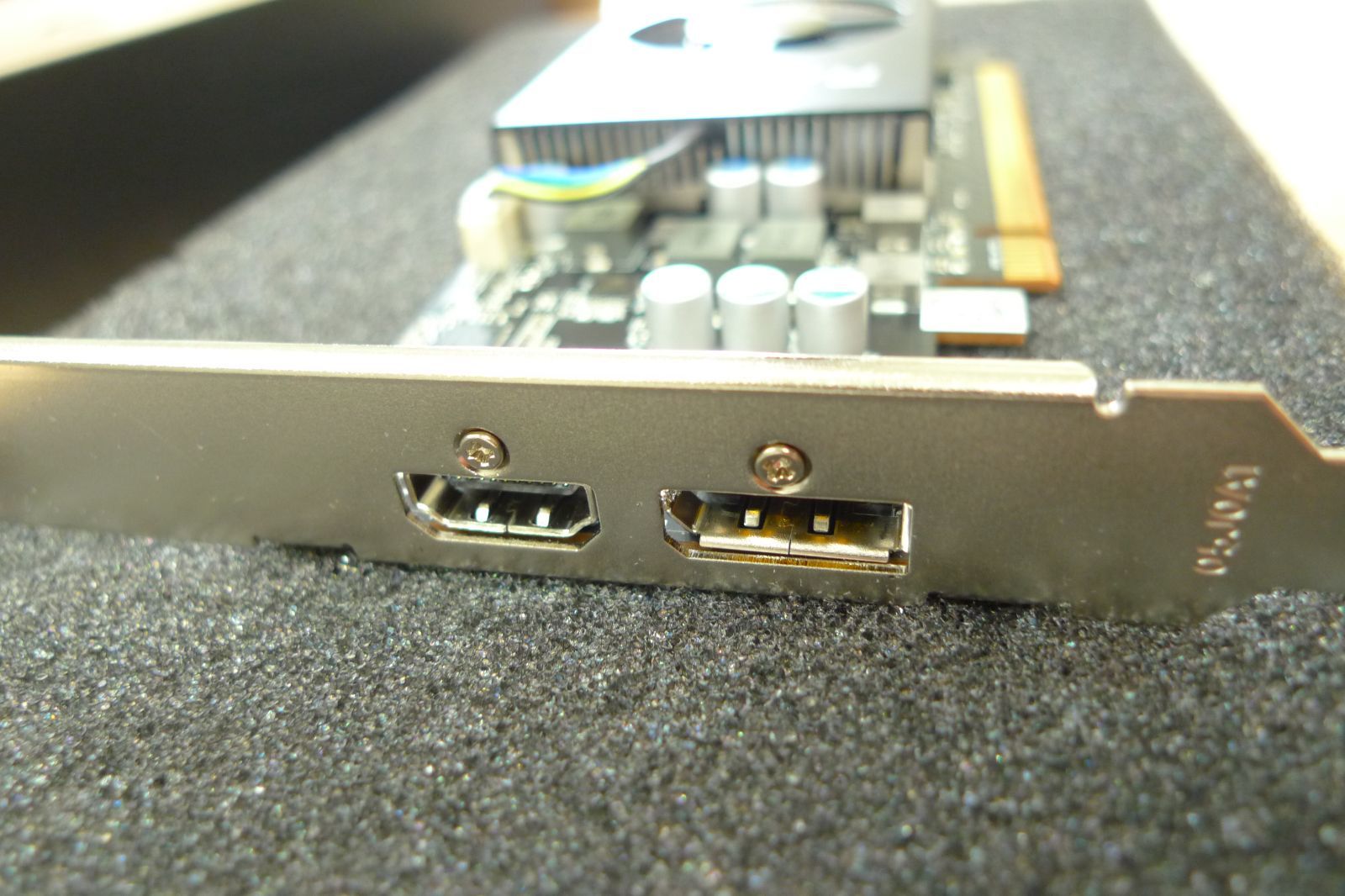 RD-RX6400-E4GB/LP 【玄人志向】 RD-RX6400-E4GB/LP | RD-RX6400-E4GB | 玄人志向 Radeon RX 6400