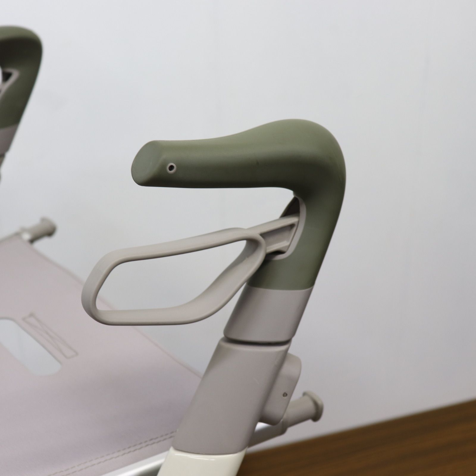 即日発送】byACRE バイエーカー 歩行器 カーボンウルトラライト