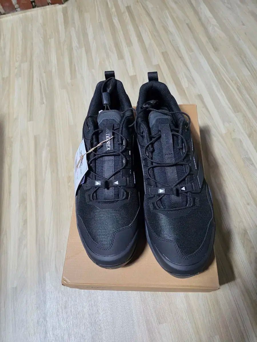 adidas アディダス TERREX スカイチェイサー ハイキング トレッキングシューズ JH6384