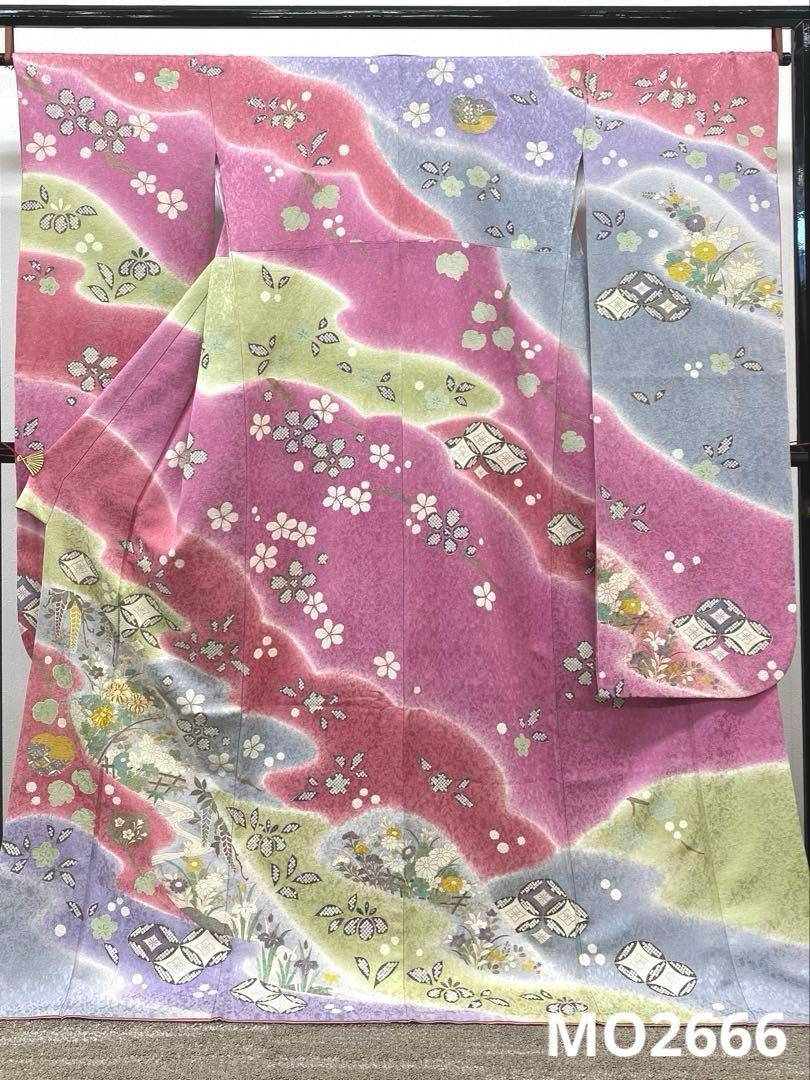 振袖 豪華 金彩 紋意匠 洋花 身丈170cm | LOWTRAFFICFUTURE.ORG.UK