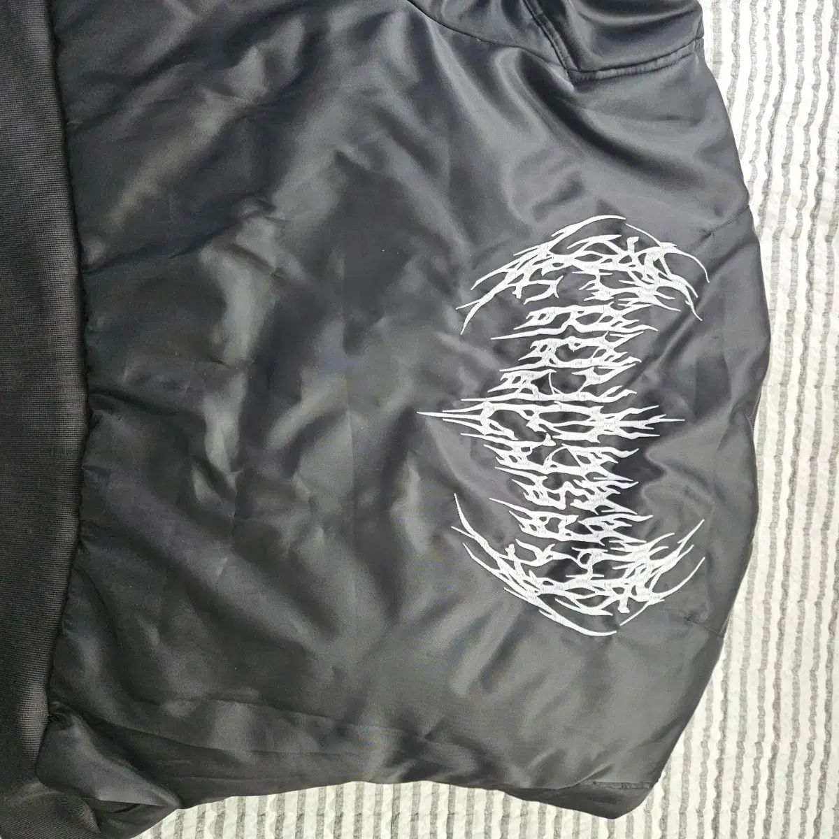 ブルゾン