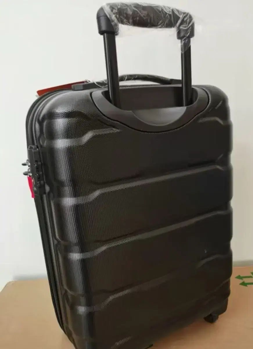 サムソナイト Samsonite Omni PC キャリアー 24インチ