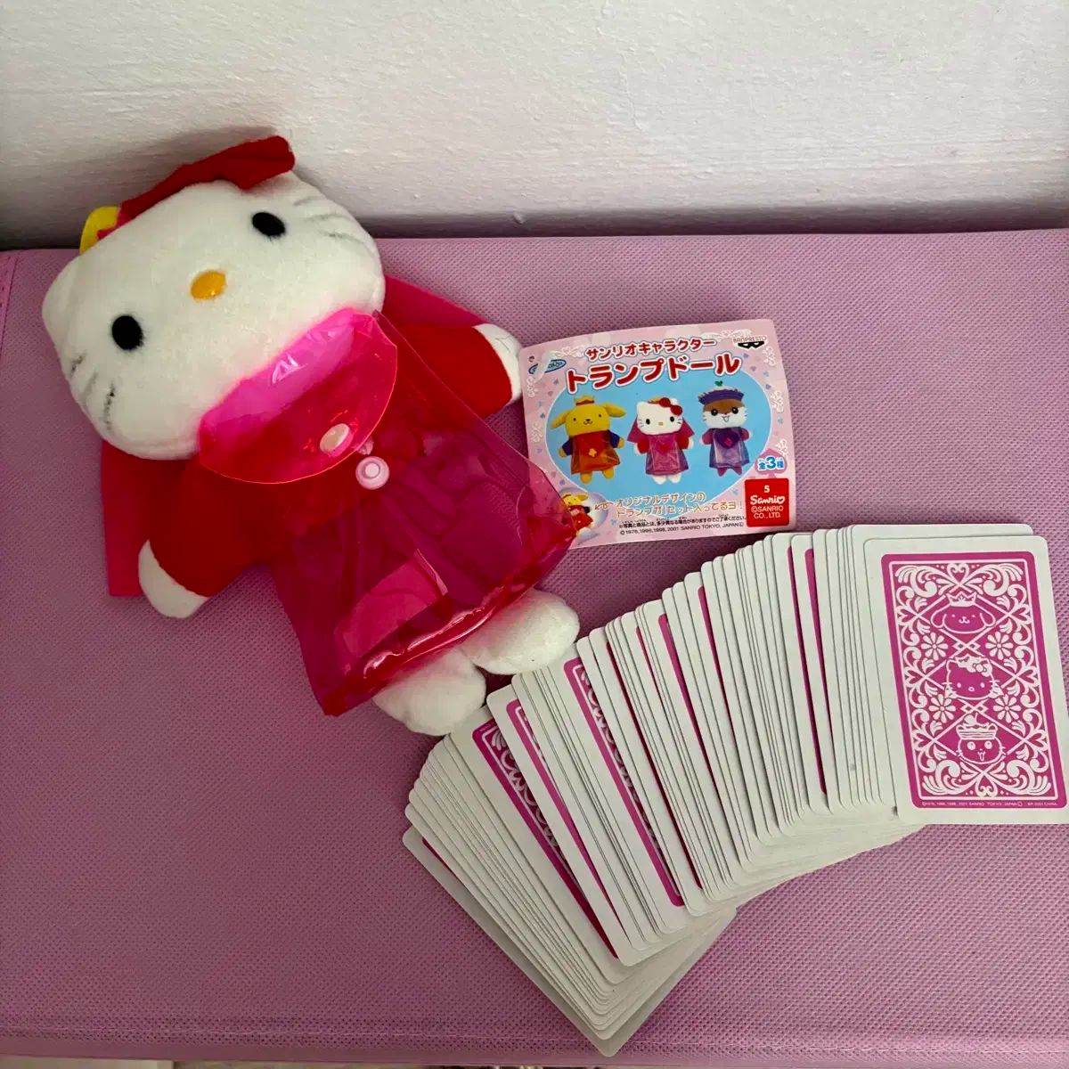 レア　ハローキティ トランプキティストラップセット レトロキティ トランプカード 人形 数量限定・新発売】レトロかわいい