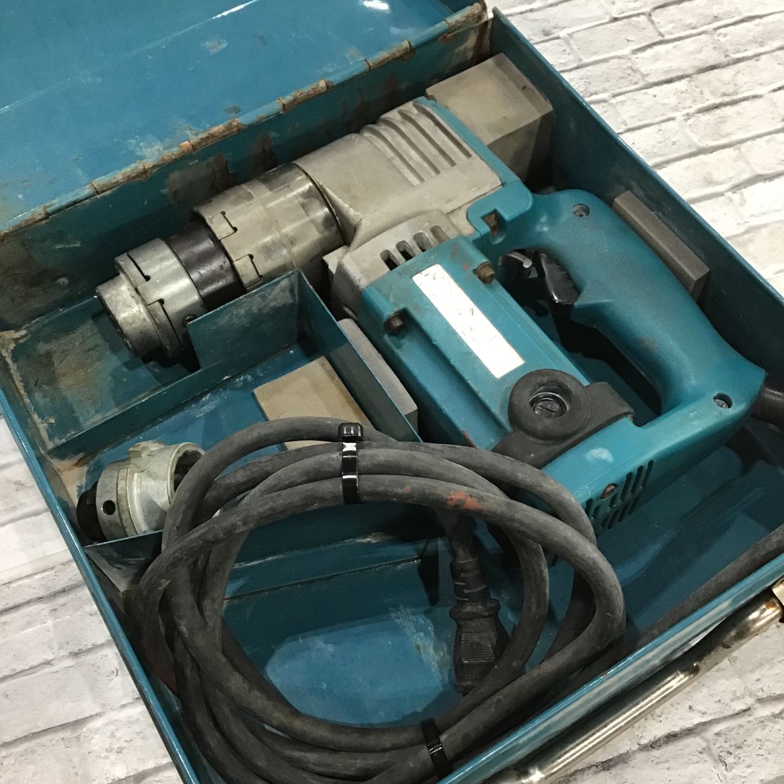 マキタ(makita) シャーレンチ 6920NB【川口店】