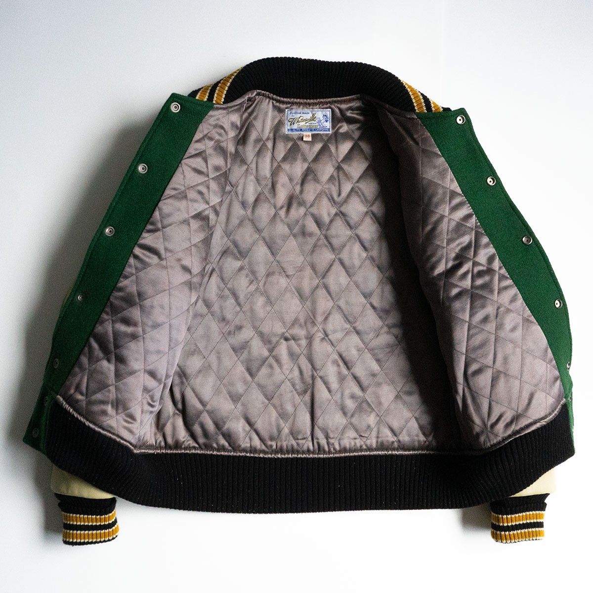 雰囲気抜群 Whitesville 東洋 フルデコ 袖革 スタジャン サイズ38 雰囲気抜群】WHITESVILLE【フルデコ レザースリーブ スタジャン】38