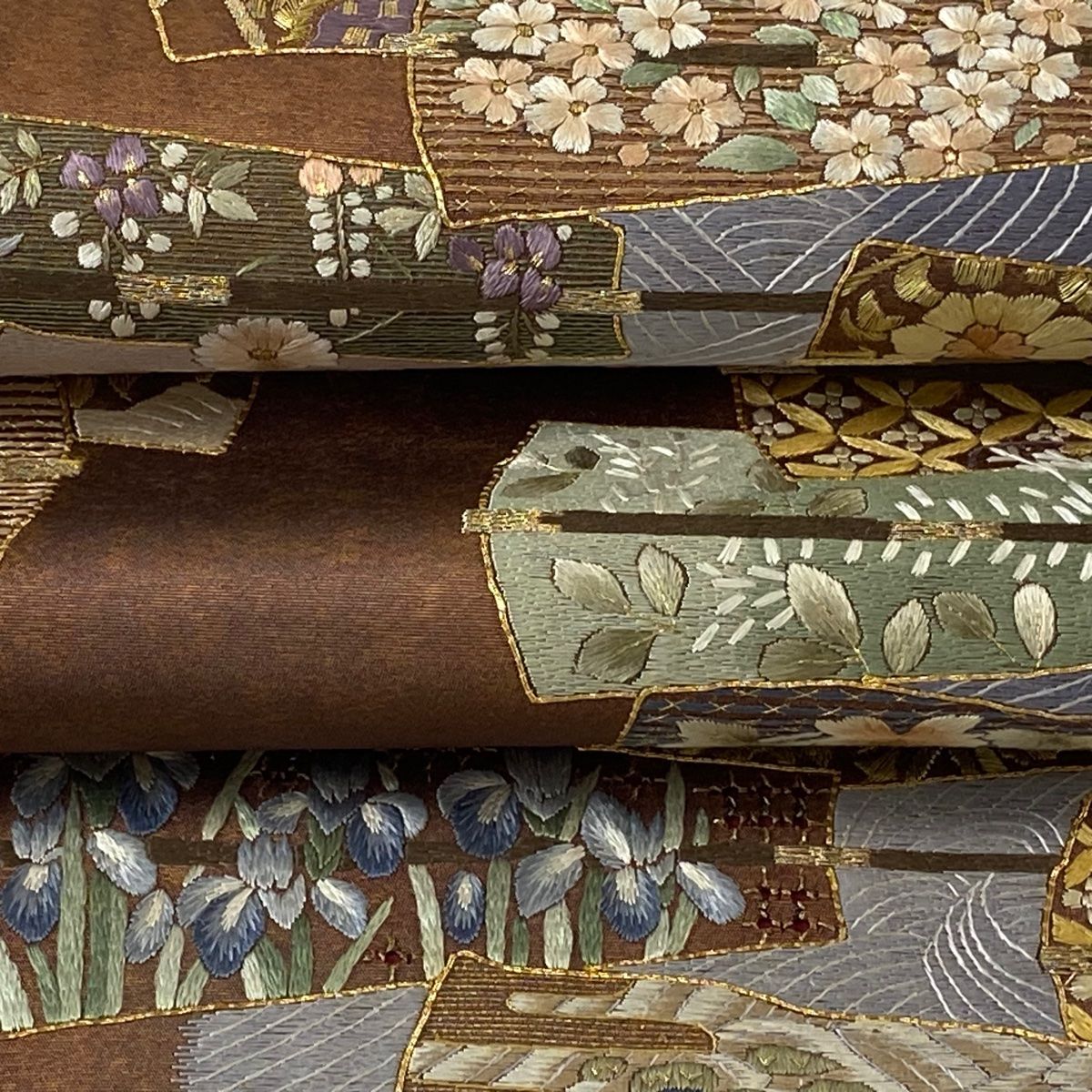 袋帯 美品 逸品 扇 草花 刺繍 金糸 茶色 六通 正絹 【中古