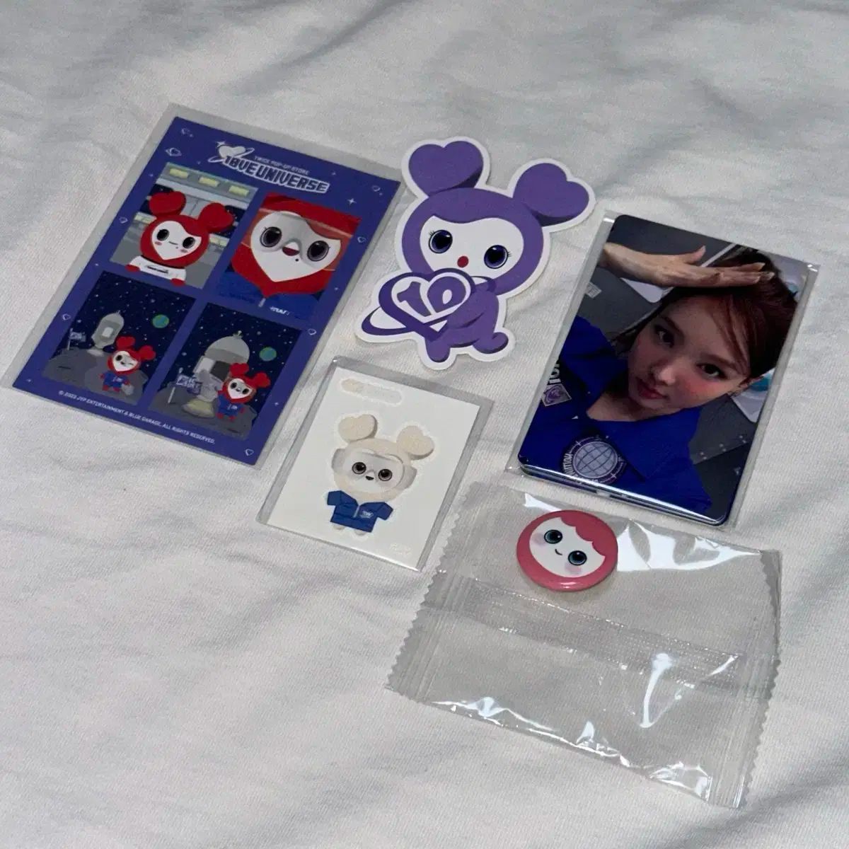 TWICE まとめ売り TWICE 4枚セット まとめ売り - メルカリ