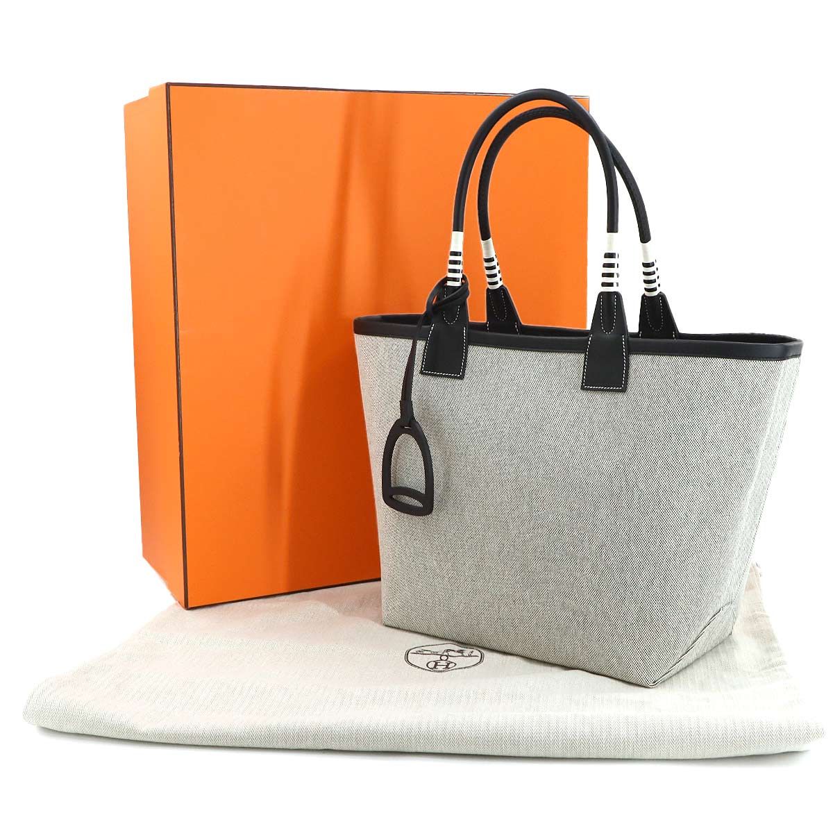 【HERMES 】エルメスの名作♪ポケット付 スティープル28バッグ エルメス(HERMES)エルメス スティープル28 トートバッグ トート