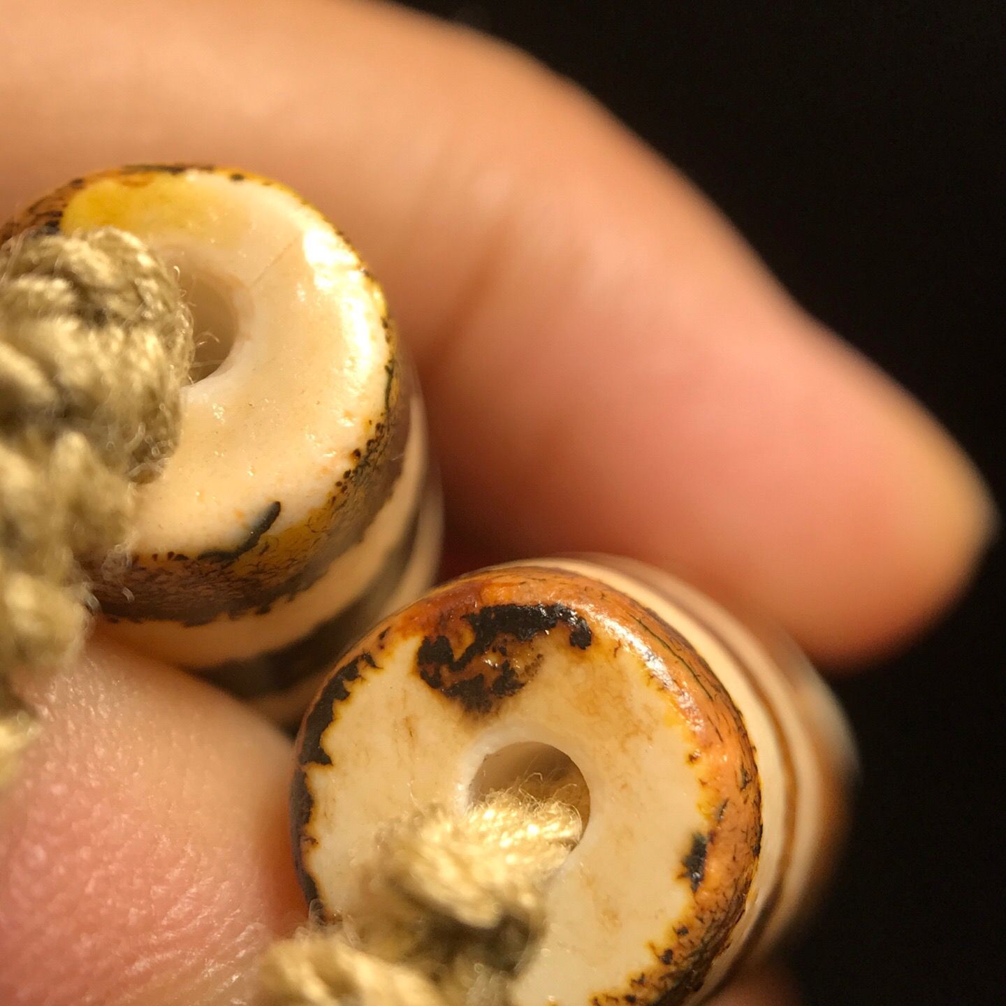 旧家蔵出し 瑪瑙細密彫 自然風化紋 多寶天珠 根付 ネックレス本 旧家蔵出し 瑪瑙細密彫 自然風化紋 多寶天珠 根付 ネックレス本