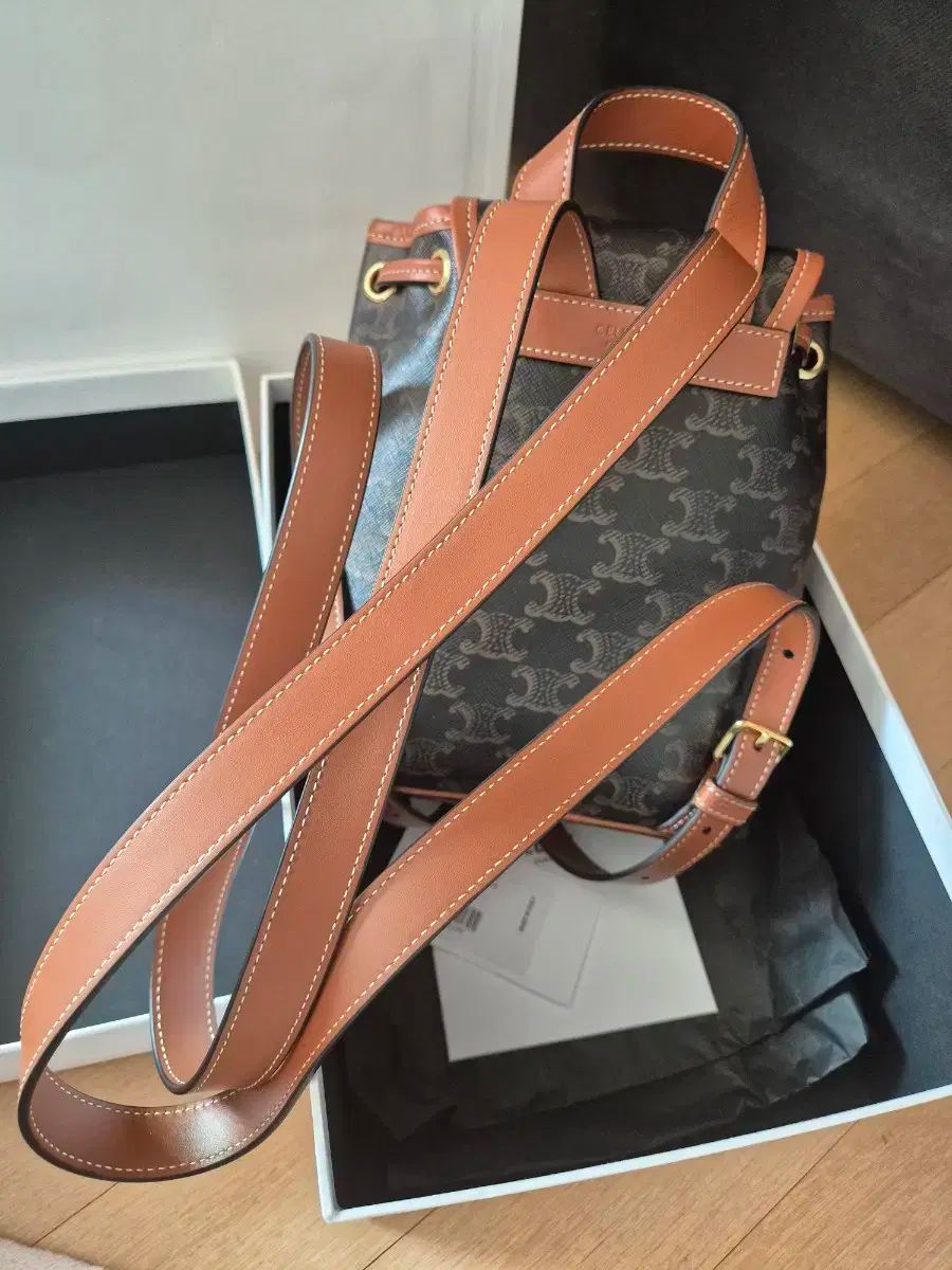 Celine セリーヌ